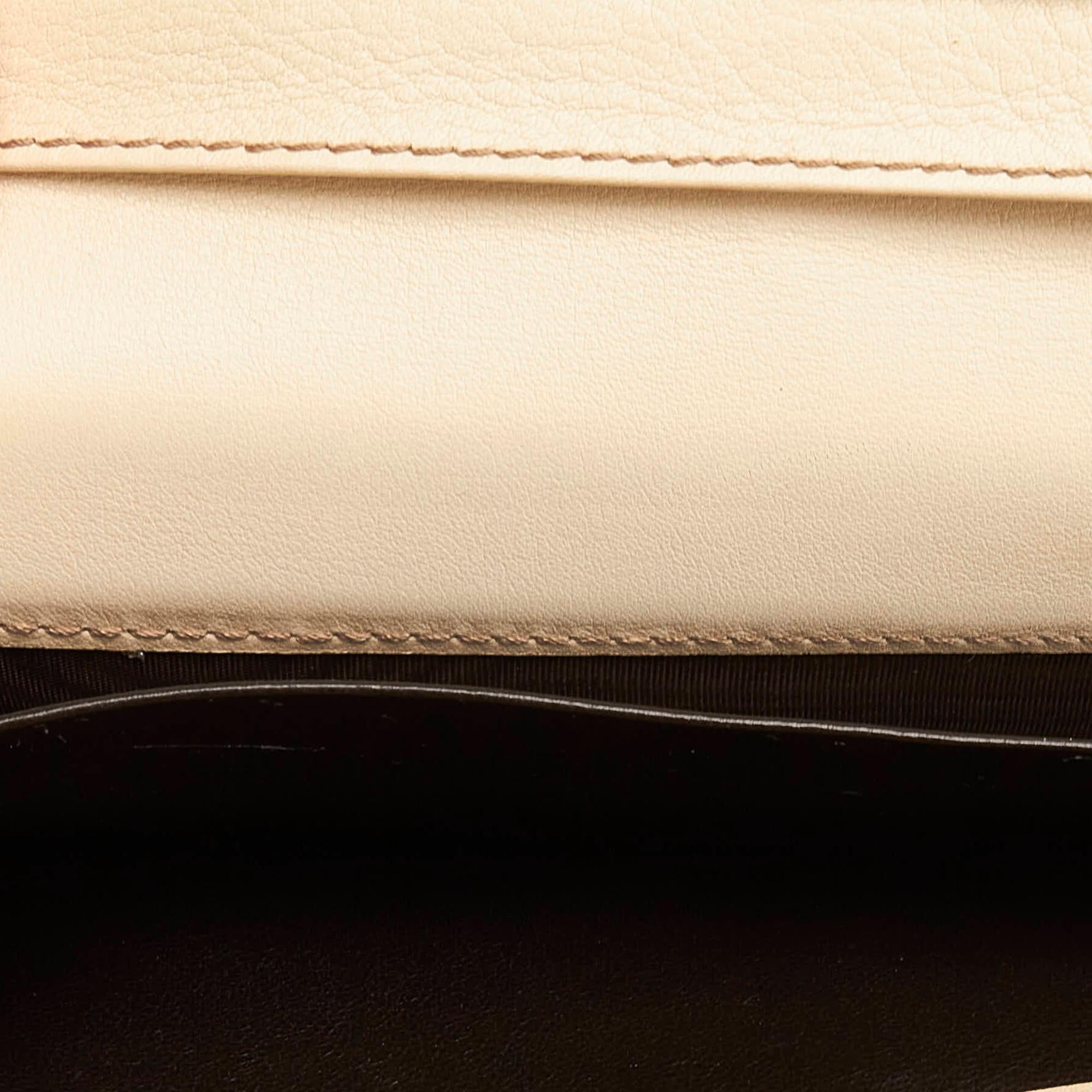 Gucci Gucci Canvas Interlocking G Long Wallet (SHG-29699)