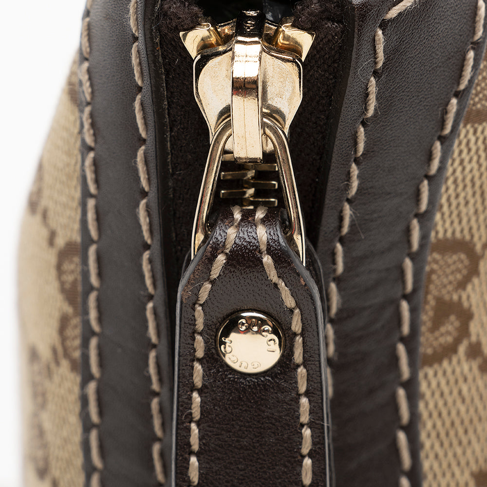 Gucci Gucci Canvas Interlocking Heart Crossbody Bag (SHF-21469)