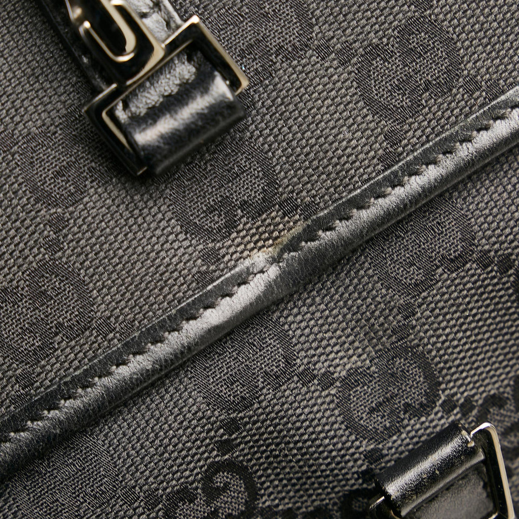 Gucci GG Canvas Jackie Belt Bag (SHG-lGAi8n)