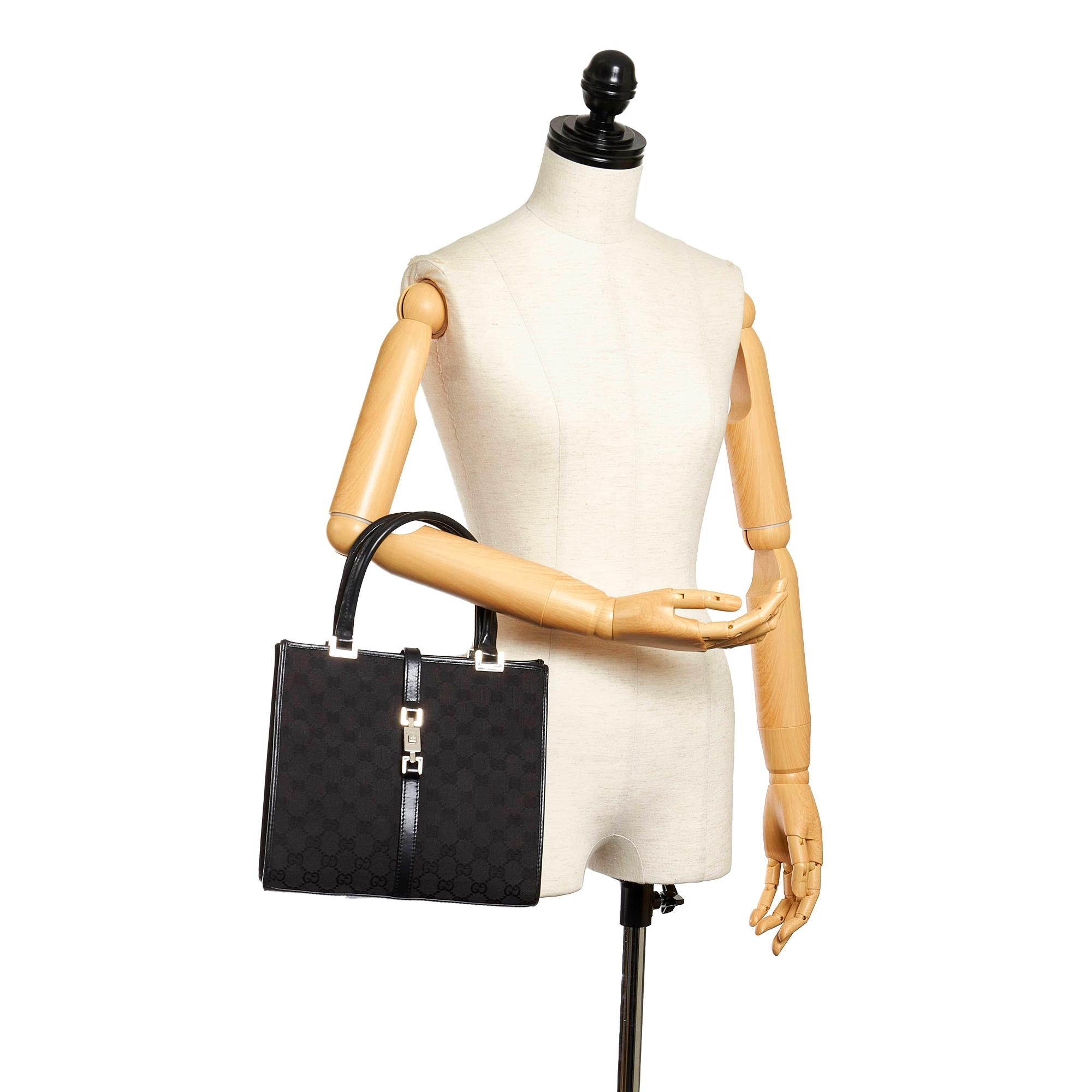 Gucci Gucci Canvas Jackie Handbag (SHG-32707)