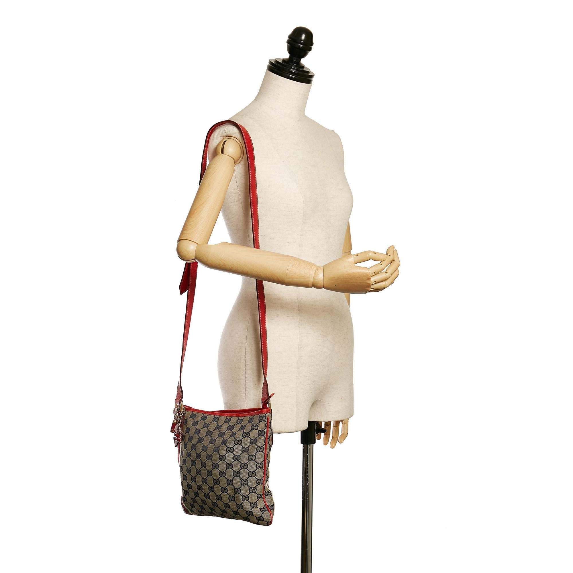 Gucci Gucci Canvas Jolicoeur Crossbody Bag (SHG-33379)
