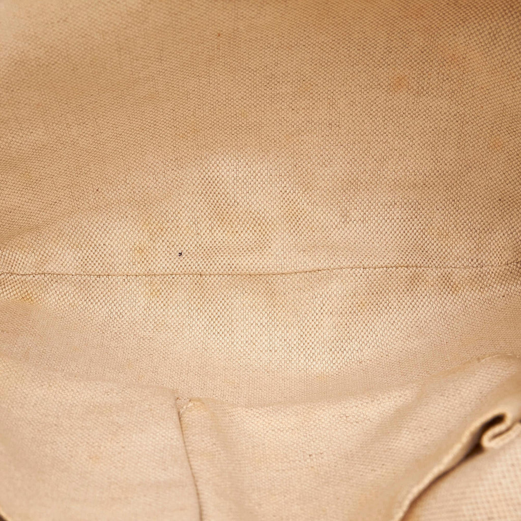 Gucci GG Canvas Lovely Crossbody Bag (SHG-31450)