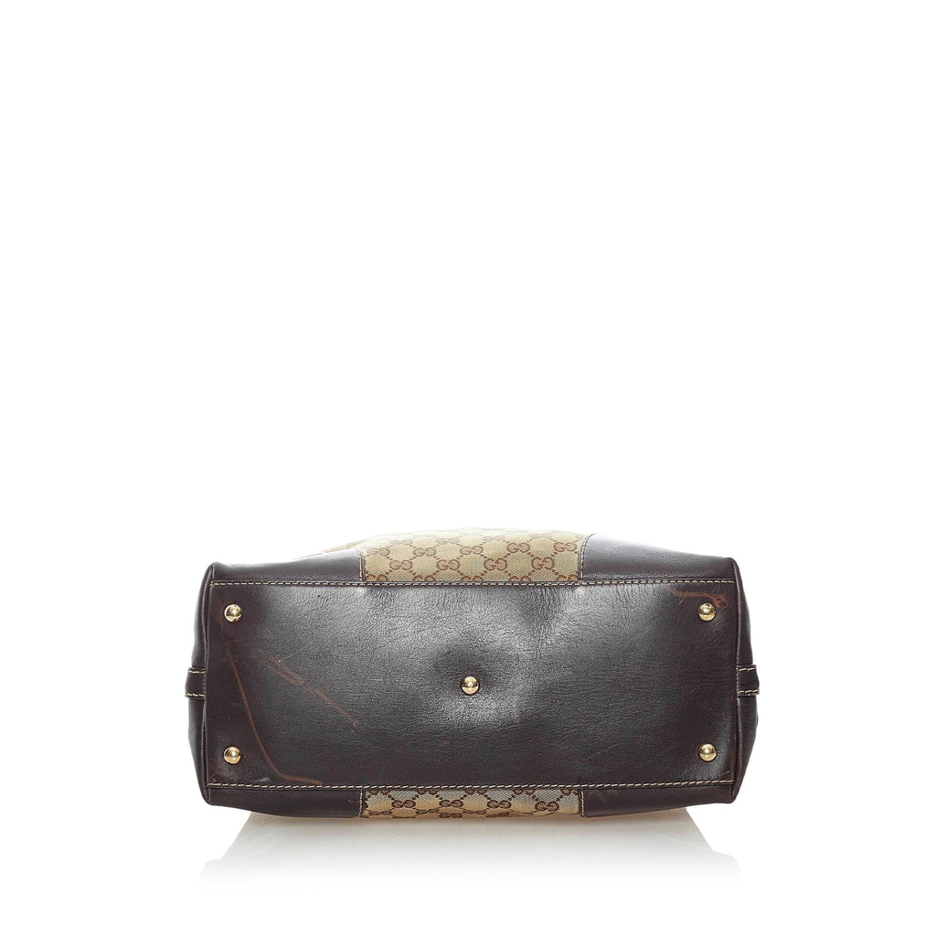 Gucci Gucci Canvas Lovely Shoulder Bag (SHG-32974)