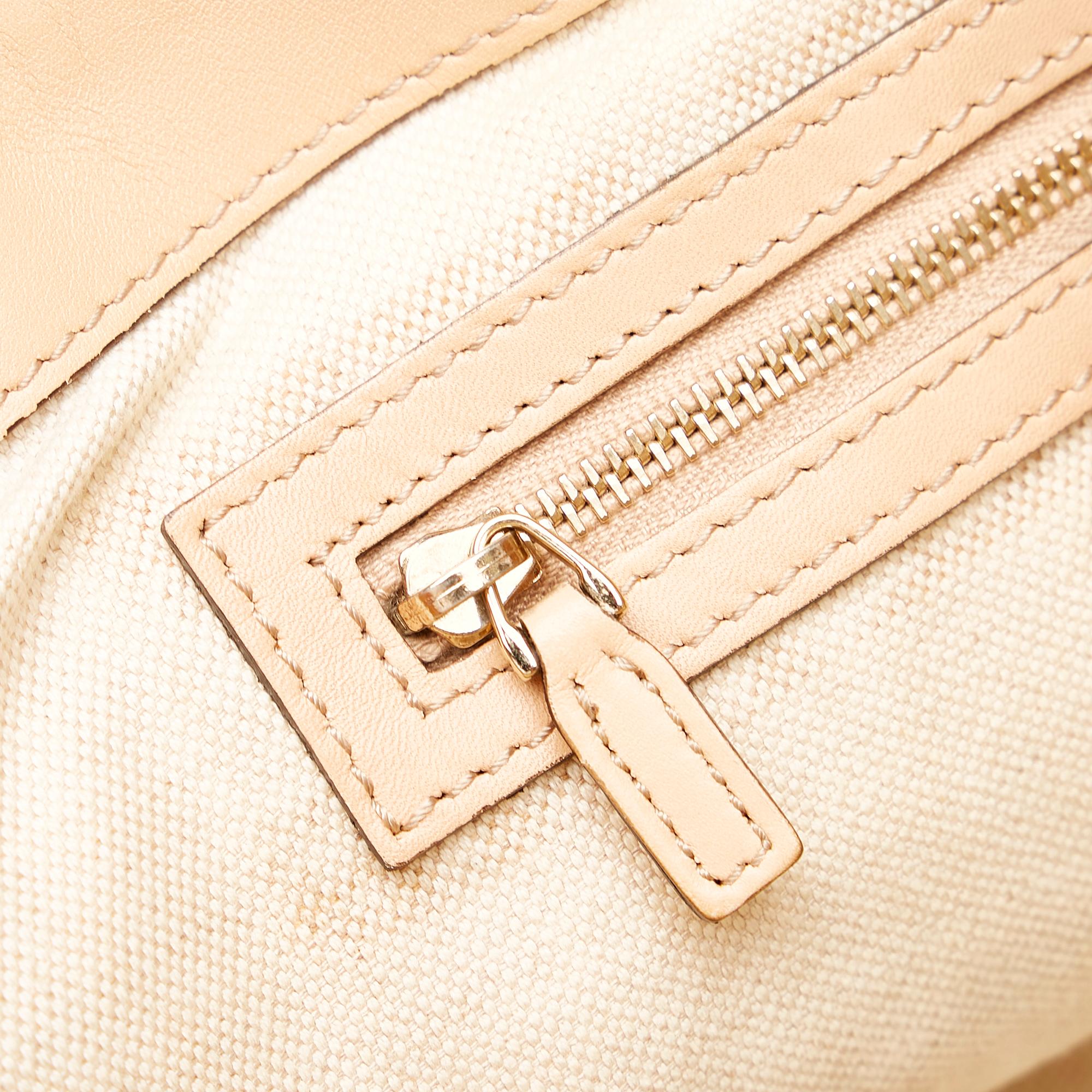 Gucci GG Canvas Lovely Tote Bag (SHG-33841)