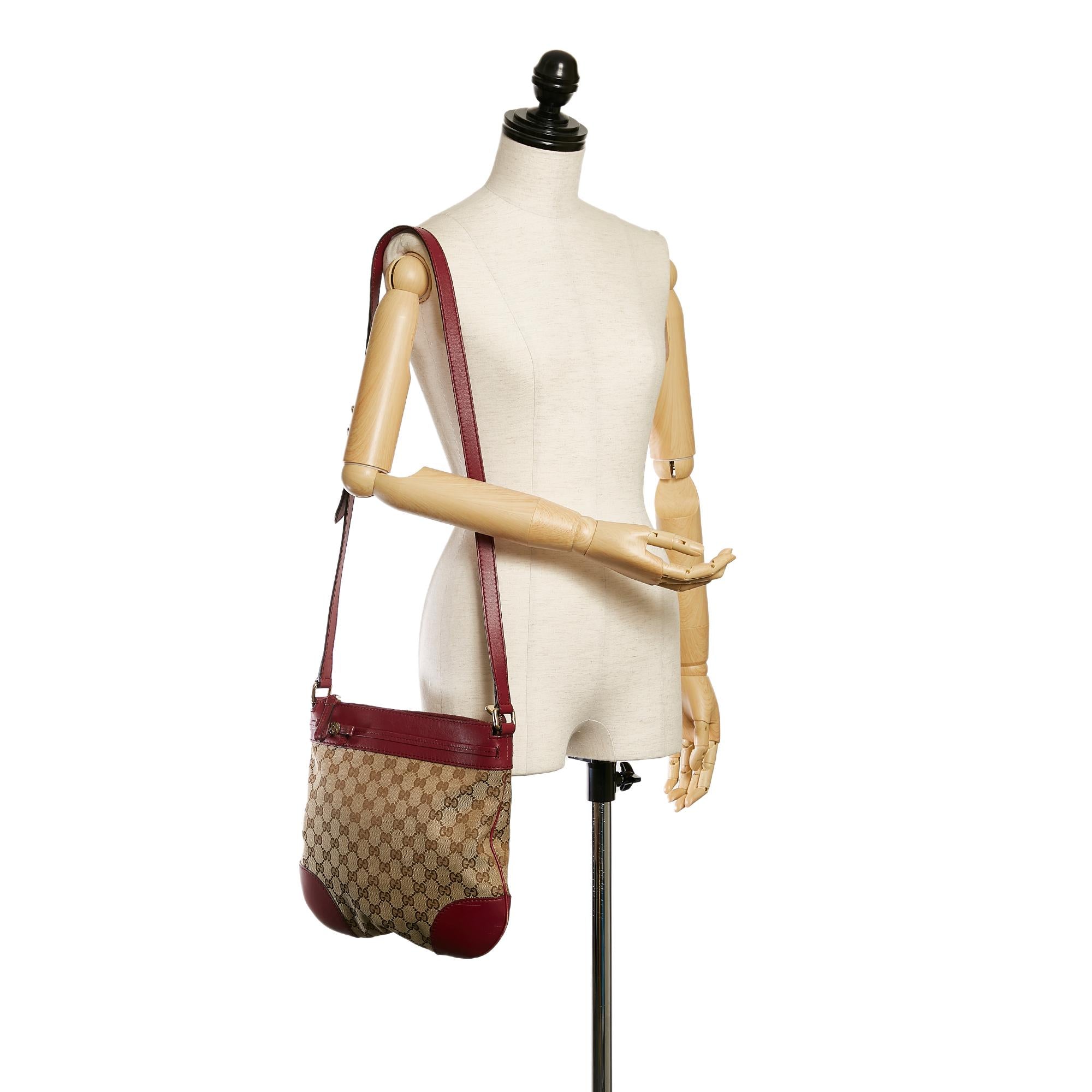 Gucci Gucci Canvas Mayfair Crossbody Bag (SHG-32532)
