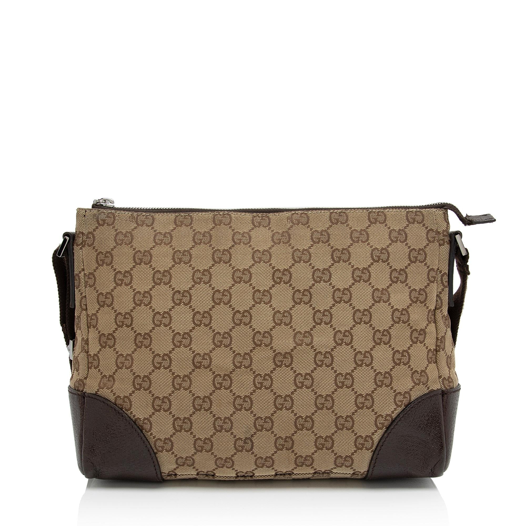 Gucci GG Canvas Medium Messenger Bag (SHF-xVfo2X)