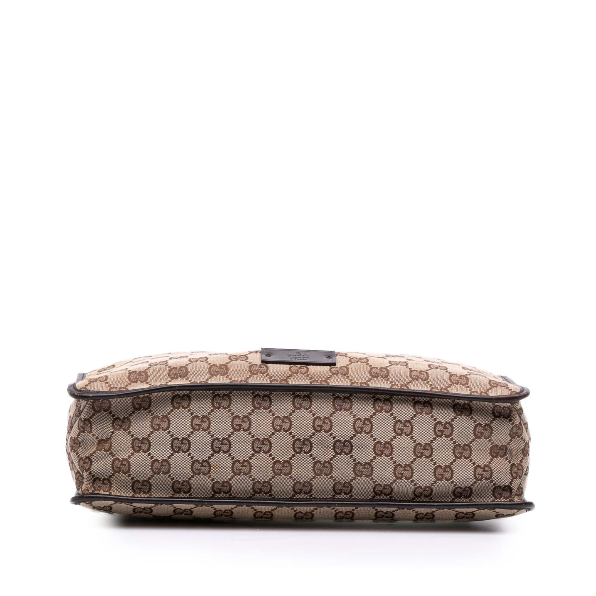 Gucci GG Canvas MessLBger Bag