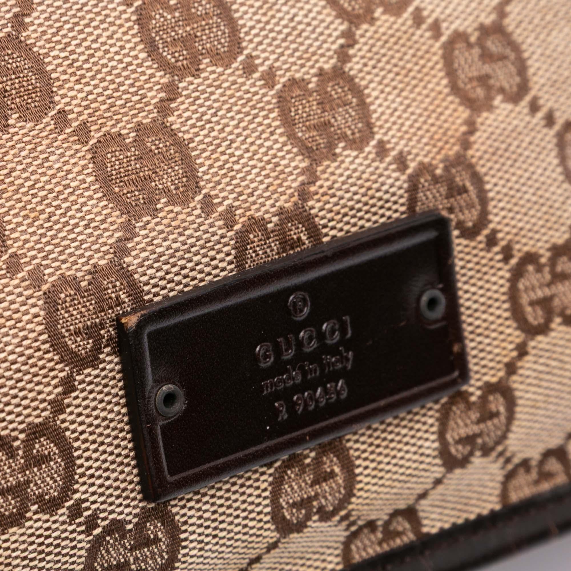 Gucci GG Canvas MessLBger Bag
