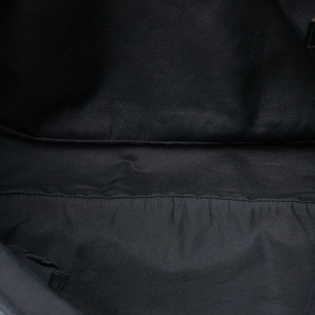 Gucci GG Canvas MessLBger Bag