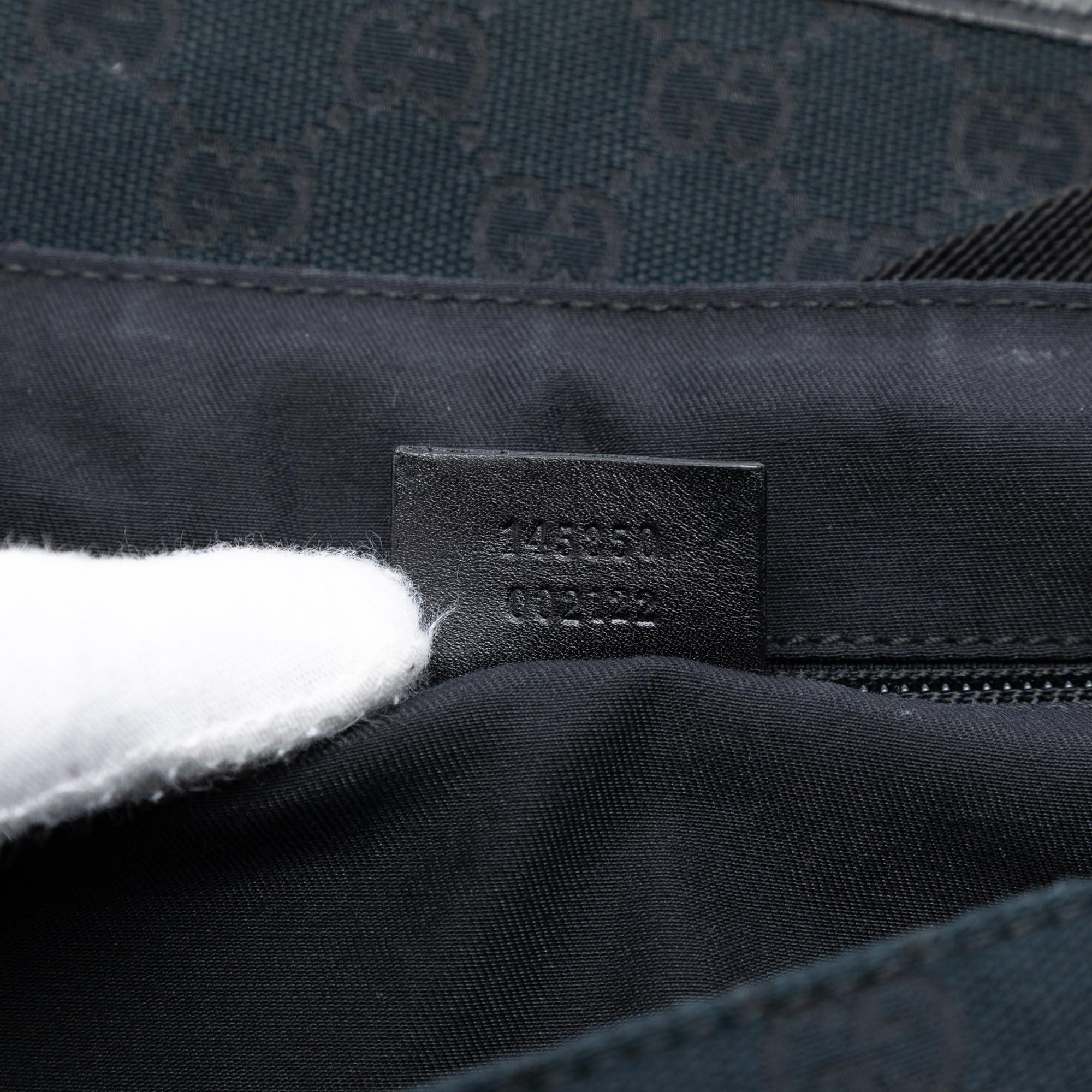 Gucci GG Canvas MessLBger Bag