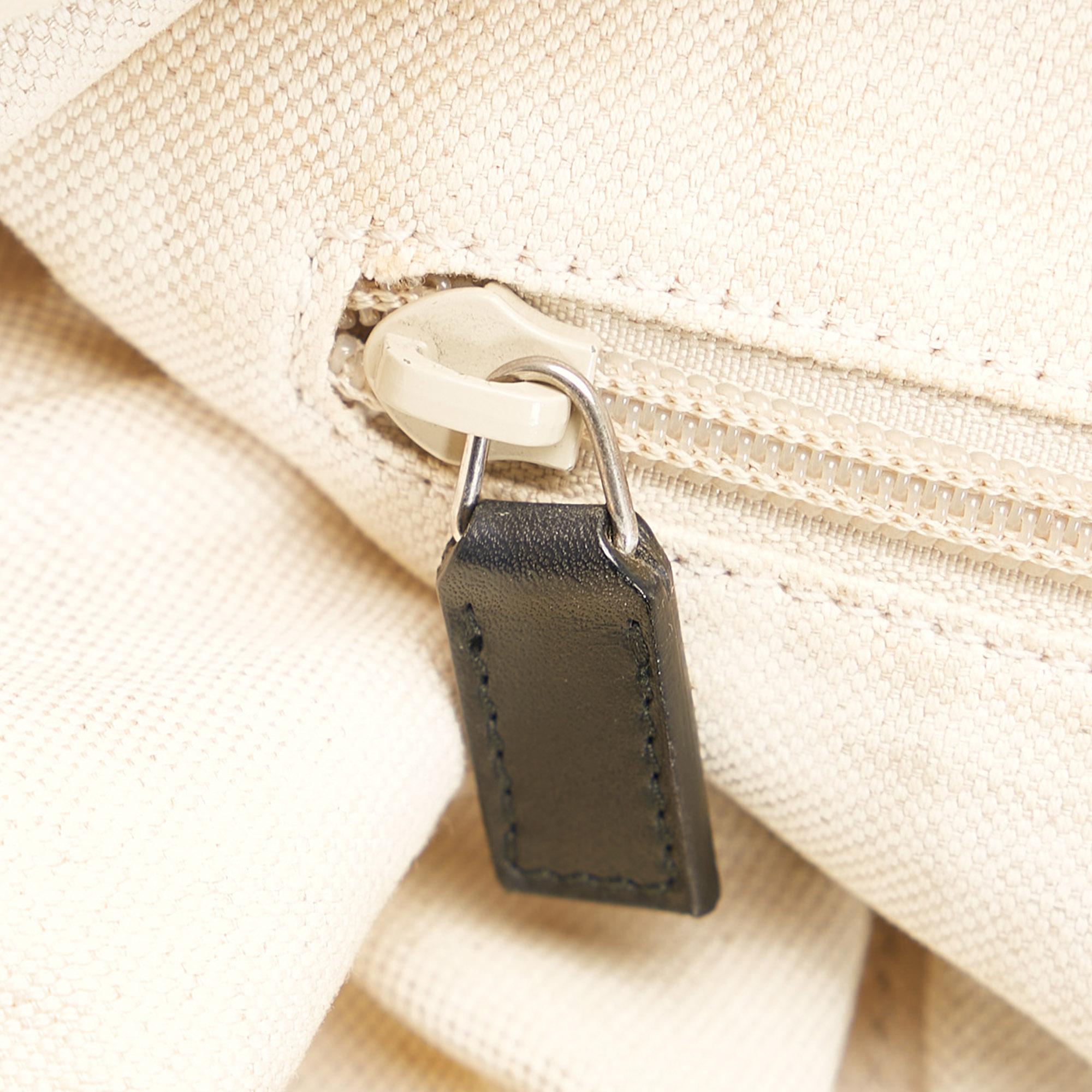 Gucci GG Canvas Messenger (SHG-35735)