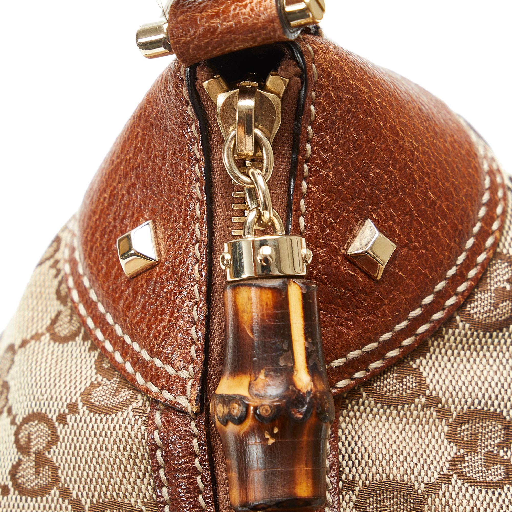 Gucci GG Canvas Nailhead Bamboo Handle Bag (SHG-kiHtJf)