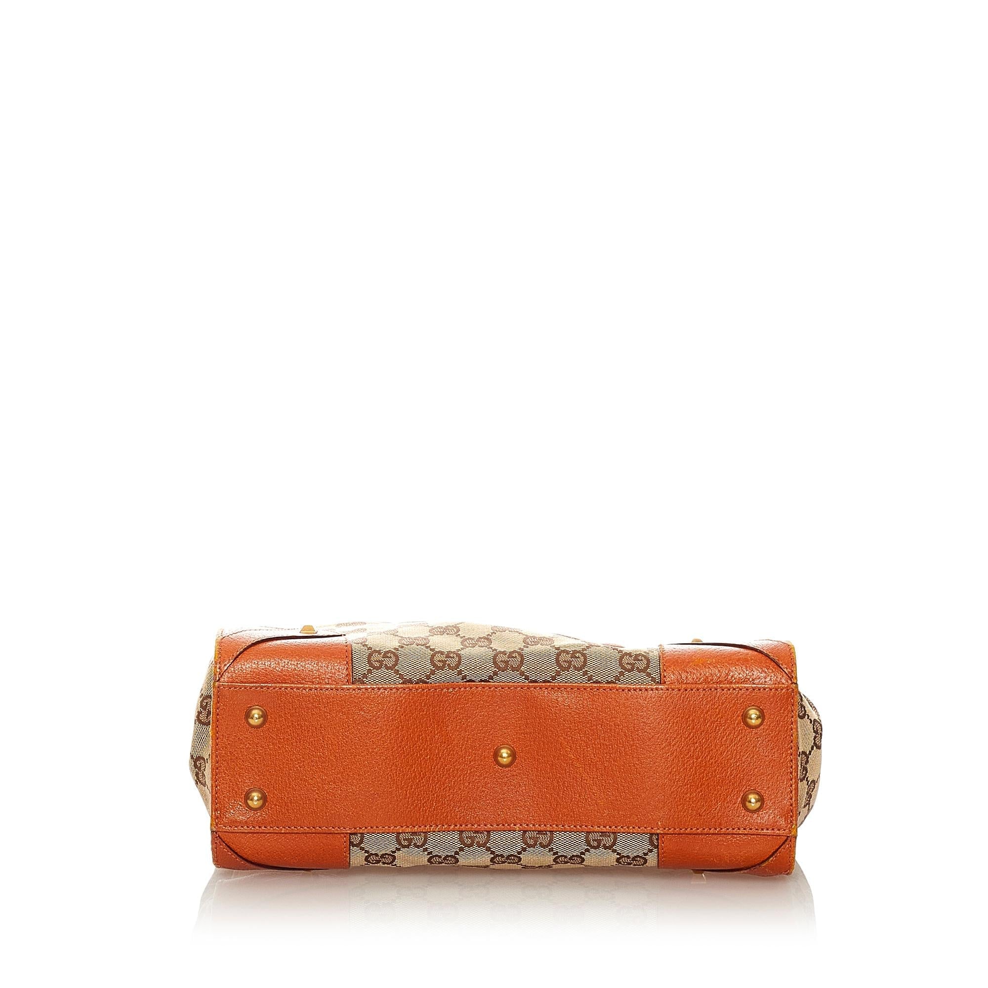 Gucci Gucci Canvas Nailhead Handbag (SHG-27264)