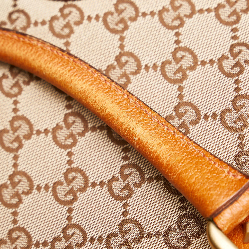 Gucci Gucci Canvas Nailhead Handbag (SHG-33017)