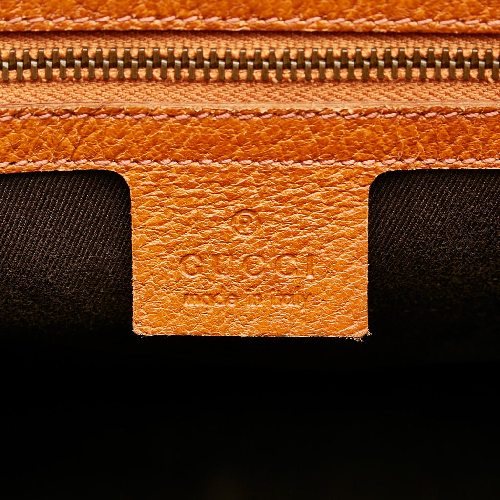Gucci Gucci Canvas Nailhead Handbag (SHG-33017)