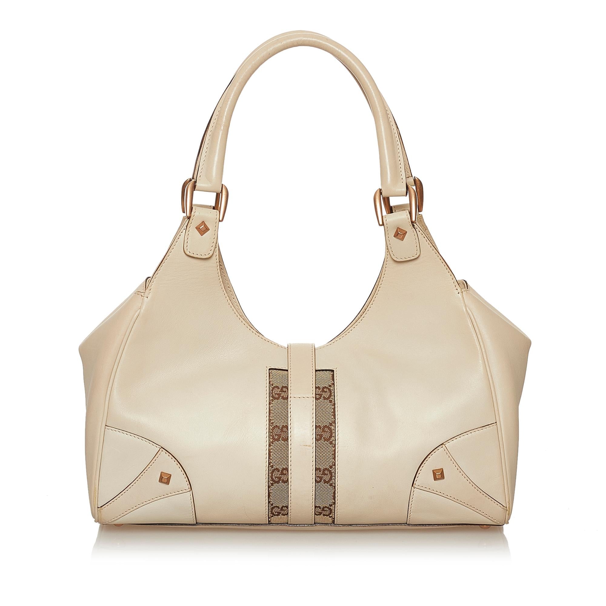 Gucci Gucci Canvas Nailhead Jackie Shoulder Bag (SHG-28382)