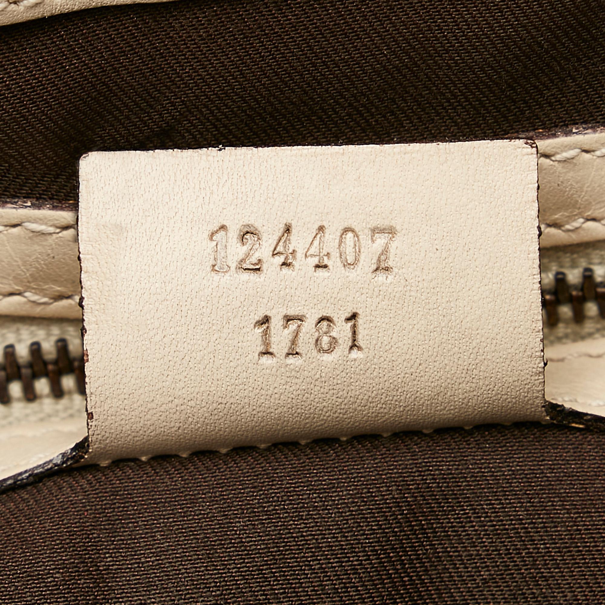 Gucci Gucci Canvas Nailhead Jackie Shoulder Bag (SHG-28382)
