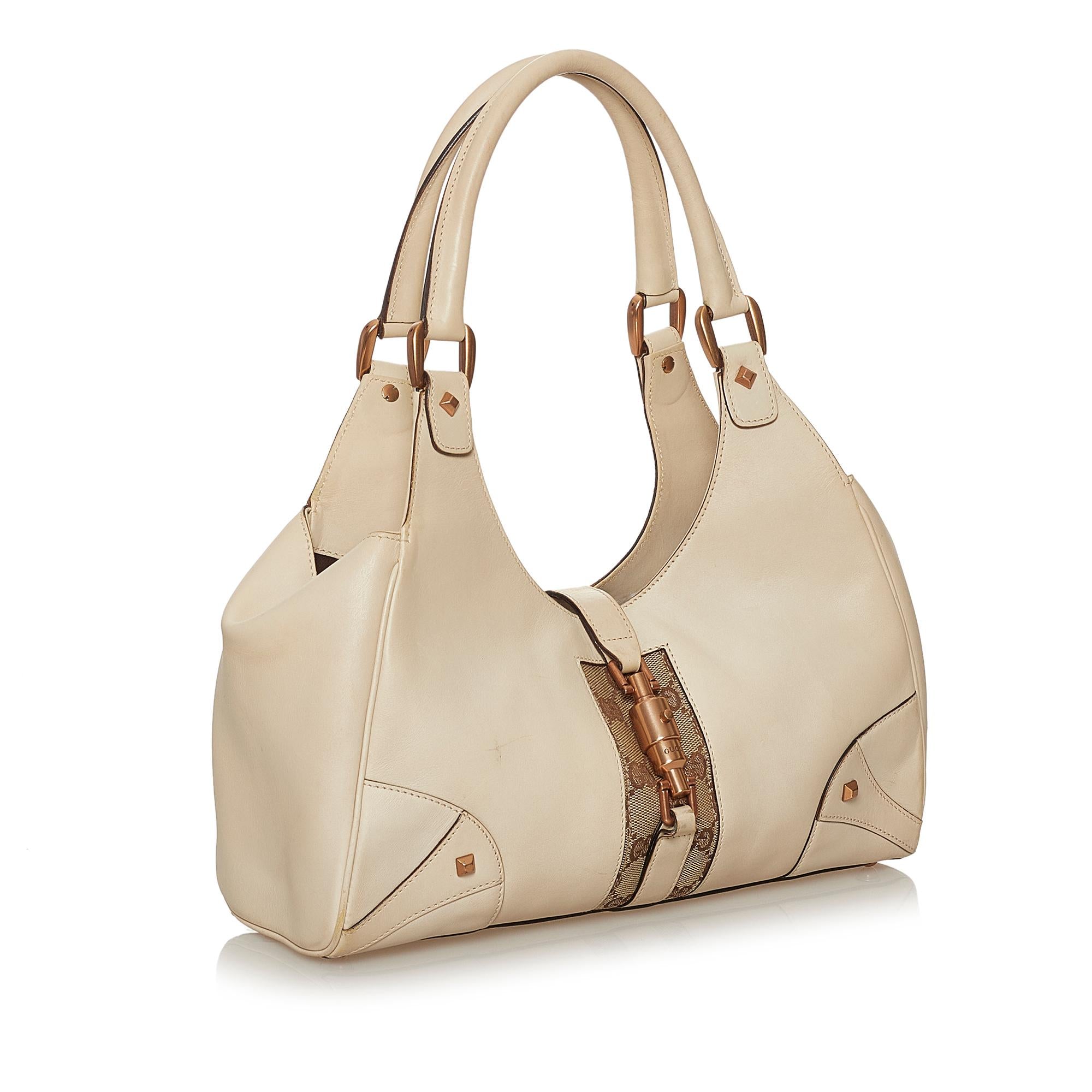 Gucci Gucci Canvas Nailhead Jackie Shoulder Bag (SHG-28382)