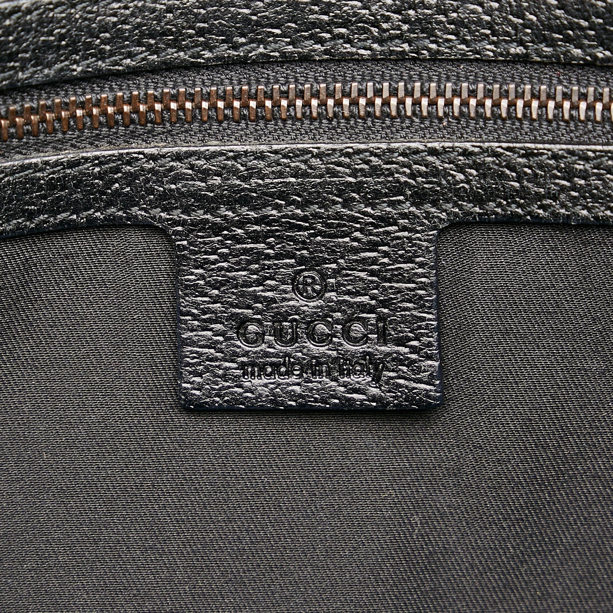 Gucci Gucci Canvas Nailhead Jackie Shoulder Bag (SHG-32968)