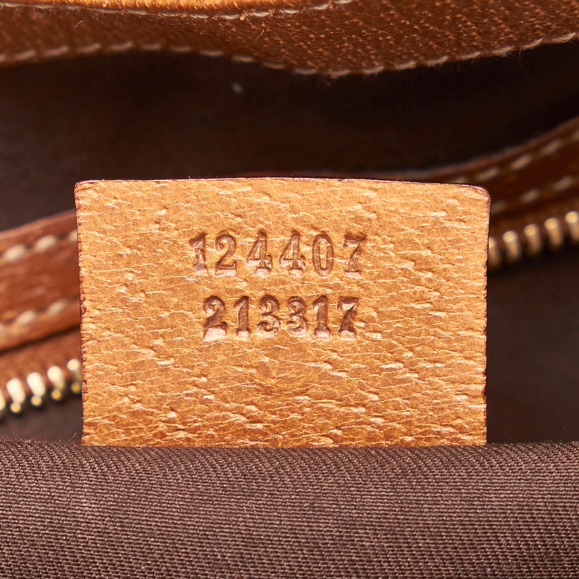Gucci Gucci Canvas Nailhead Jackie Shoulder Bag (SHG-33693)