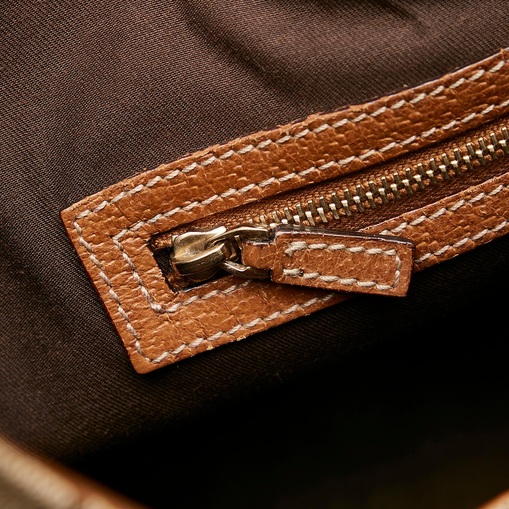Gucci GG Canvas Nailhead Jackie (SHG-MytTQB)
