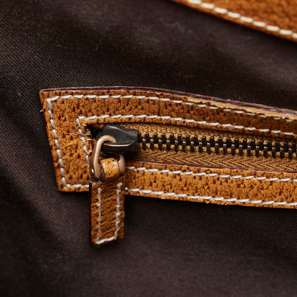 Gucci GG Canvas Nailhead Jackie (SHG-fVp81V)