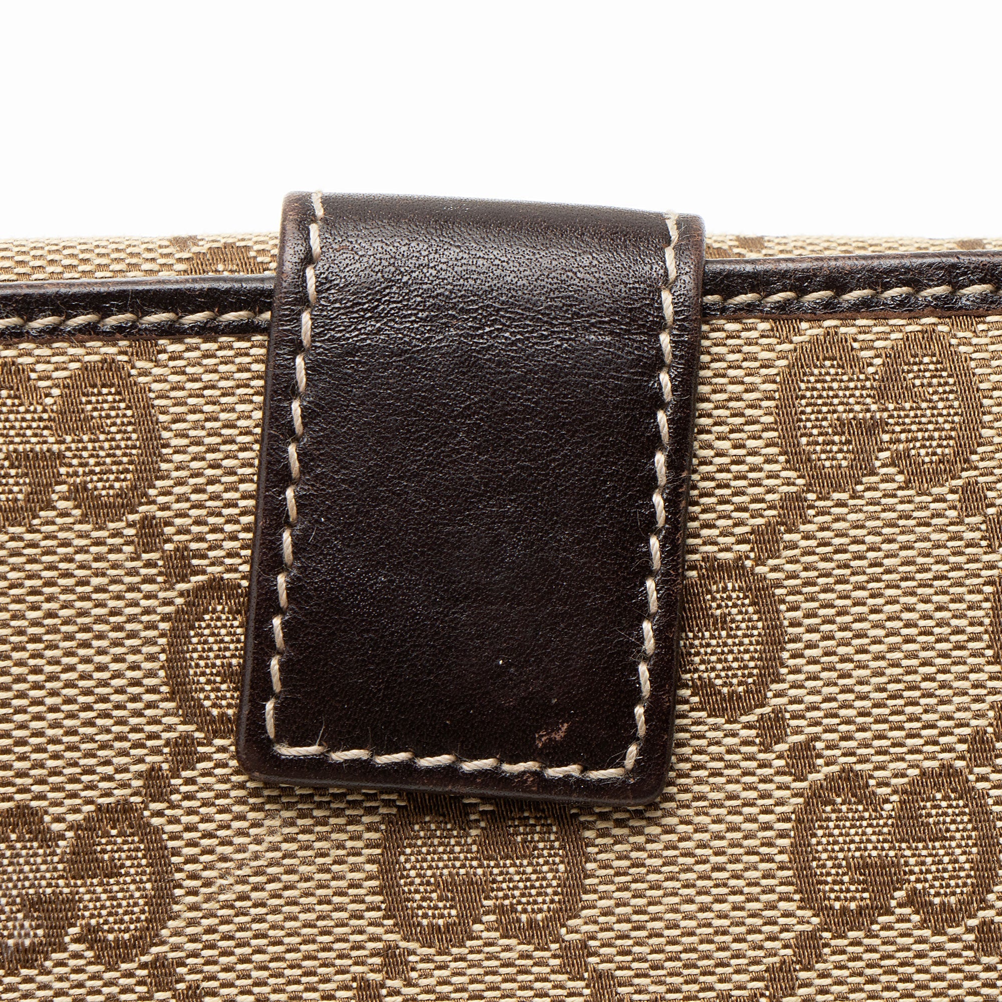 Gucci GG Canvas Pelham ContinLBtal Wallet