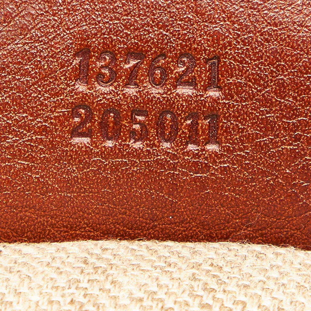 Gucci Gucci Canvas Pelham Shoulder Bag (SHG-18766)