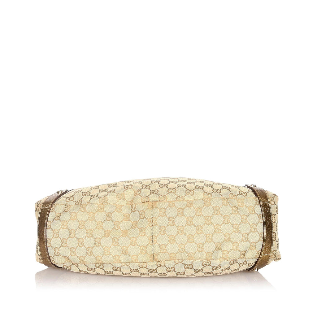 Gucci Gucci Canvas Pelham Shoulder Bag (SHG-20795)