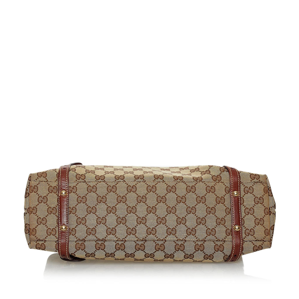 Gucci Gucci Canvas Pelham Shoulder Bag (SHG-28303)