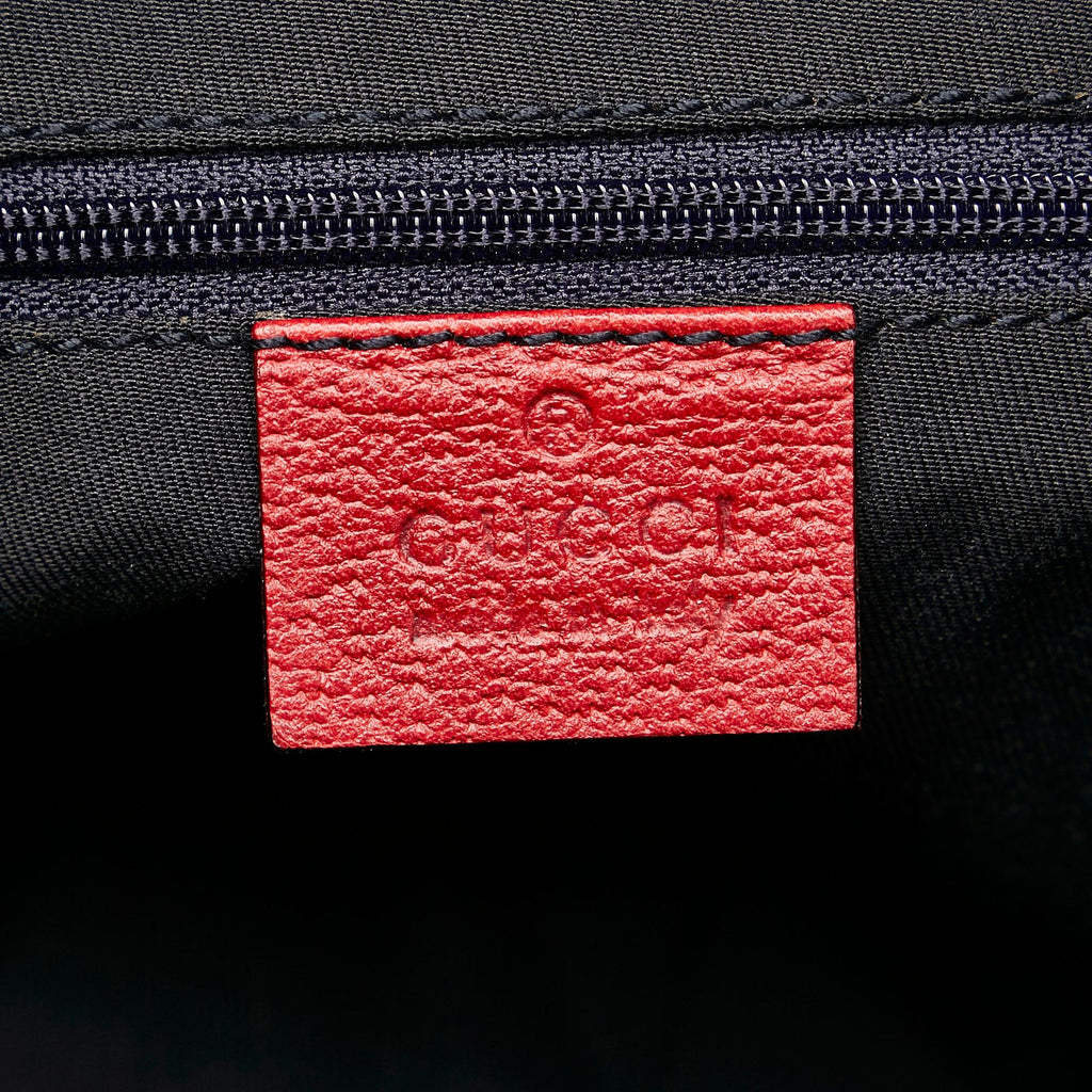 Gucci Gucci Canvas Pelham Shoulder Bag (SHG-30228)
