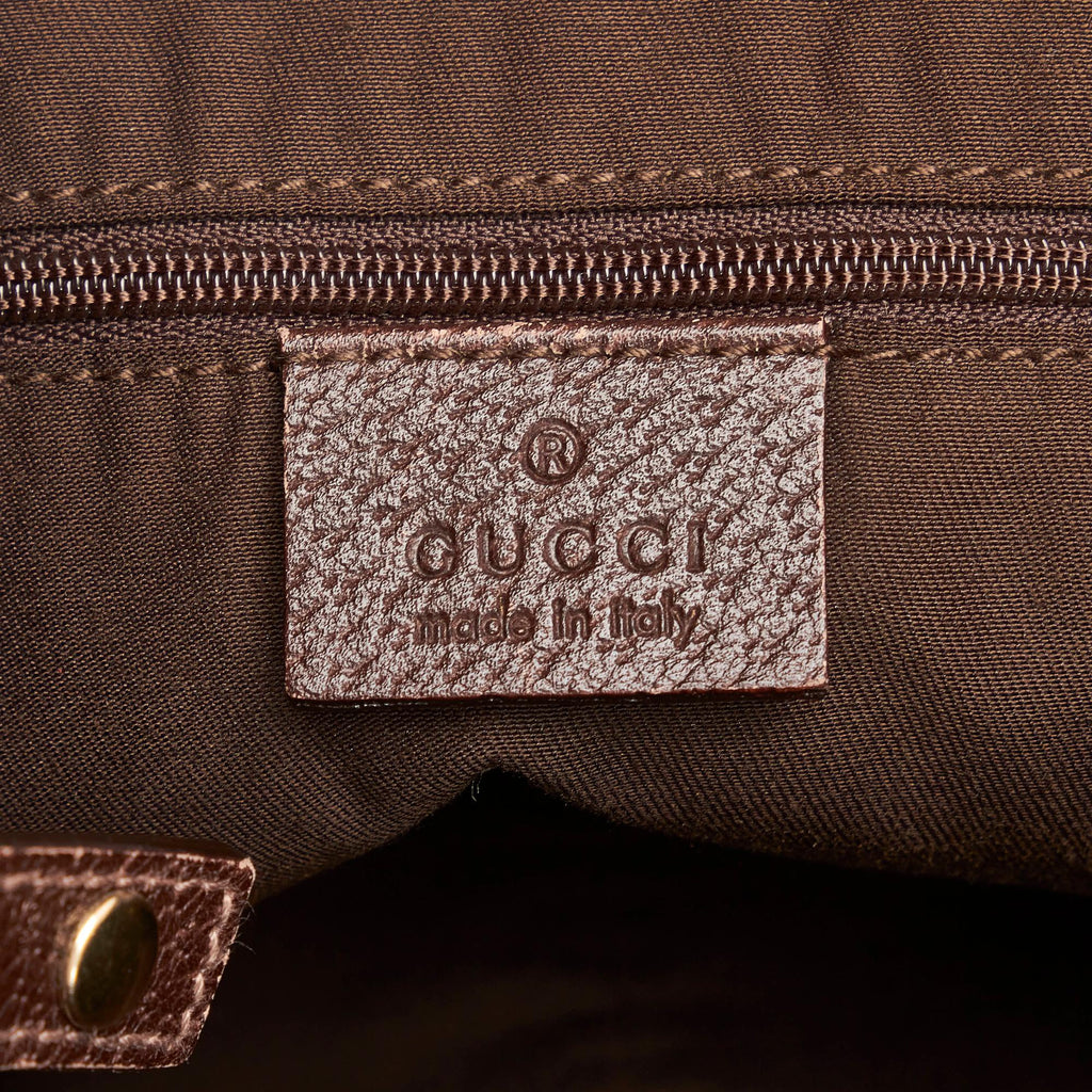 Gucci Gucci Canvas Pelham Shoulder Bag (SHG-30957)