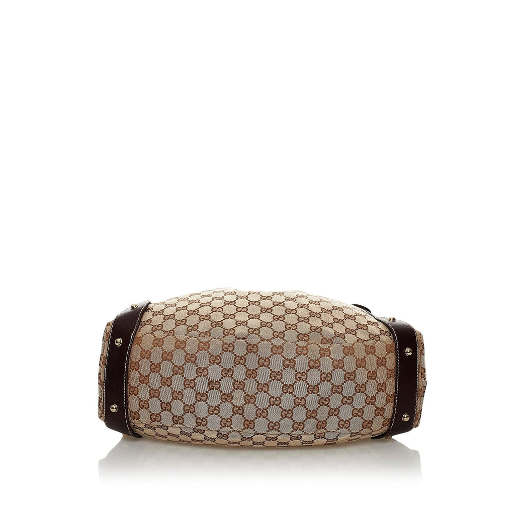 Gucci Gucci Canvas Pelham Shoulder Bag (SHG-34007)