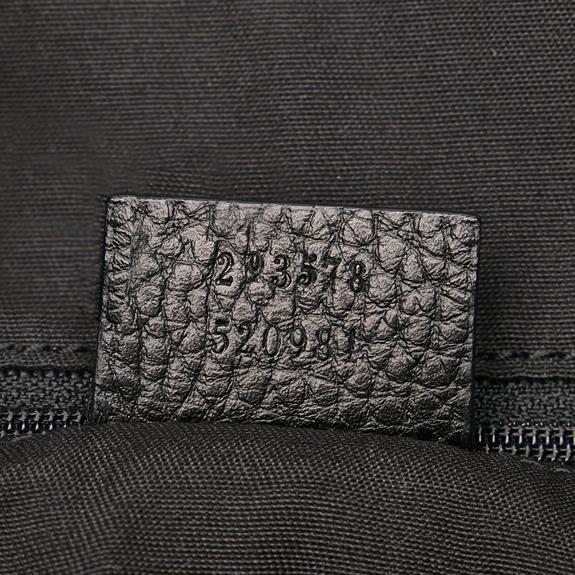 Gucci GG Canvas Pelham Shoulder Bag (SHG-34619)