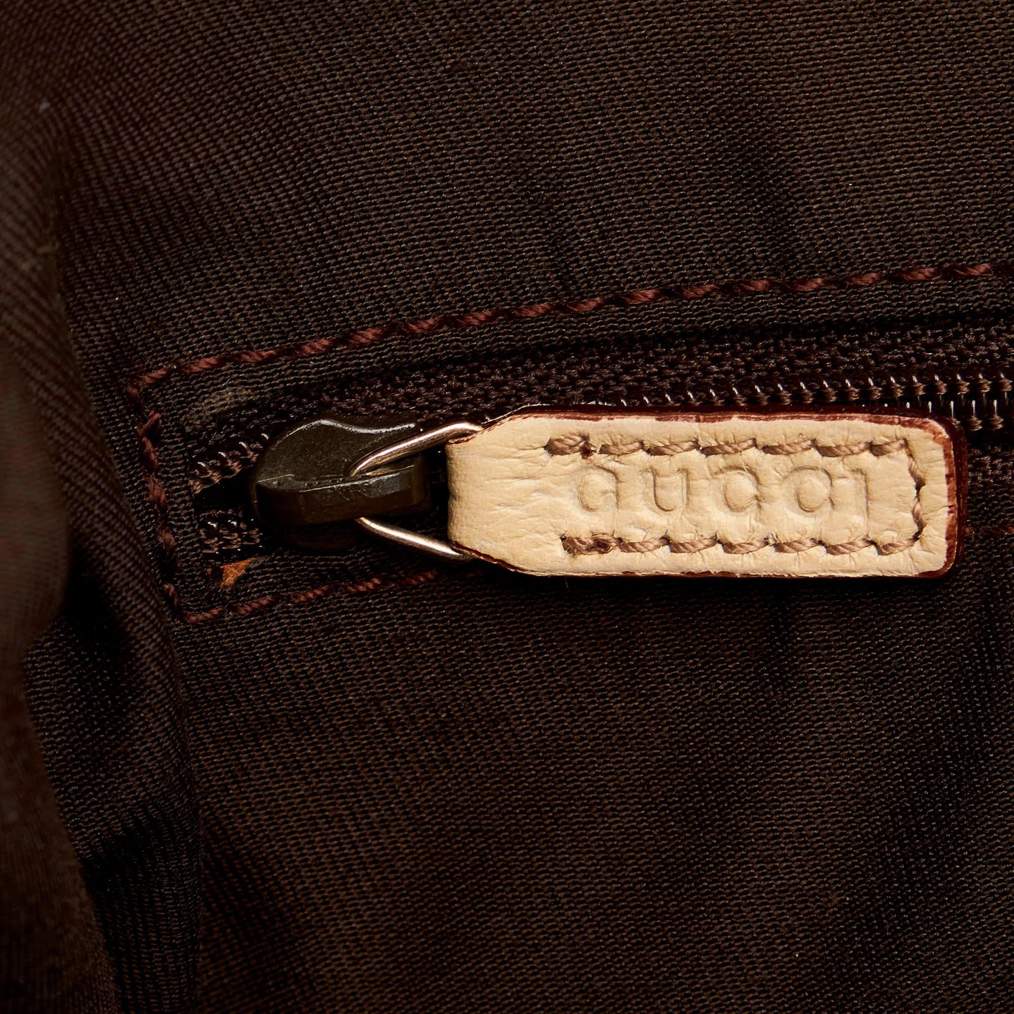 Gucci GG Canvas Pelham Shoulder Bag (SHG-34748)