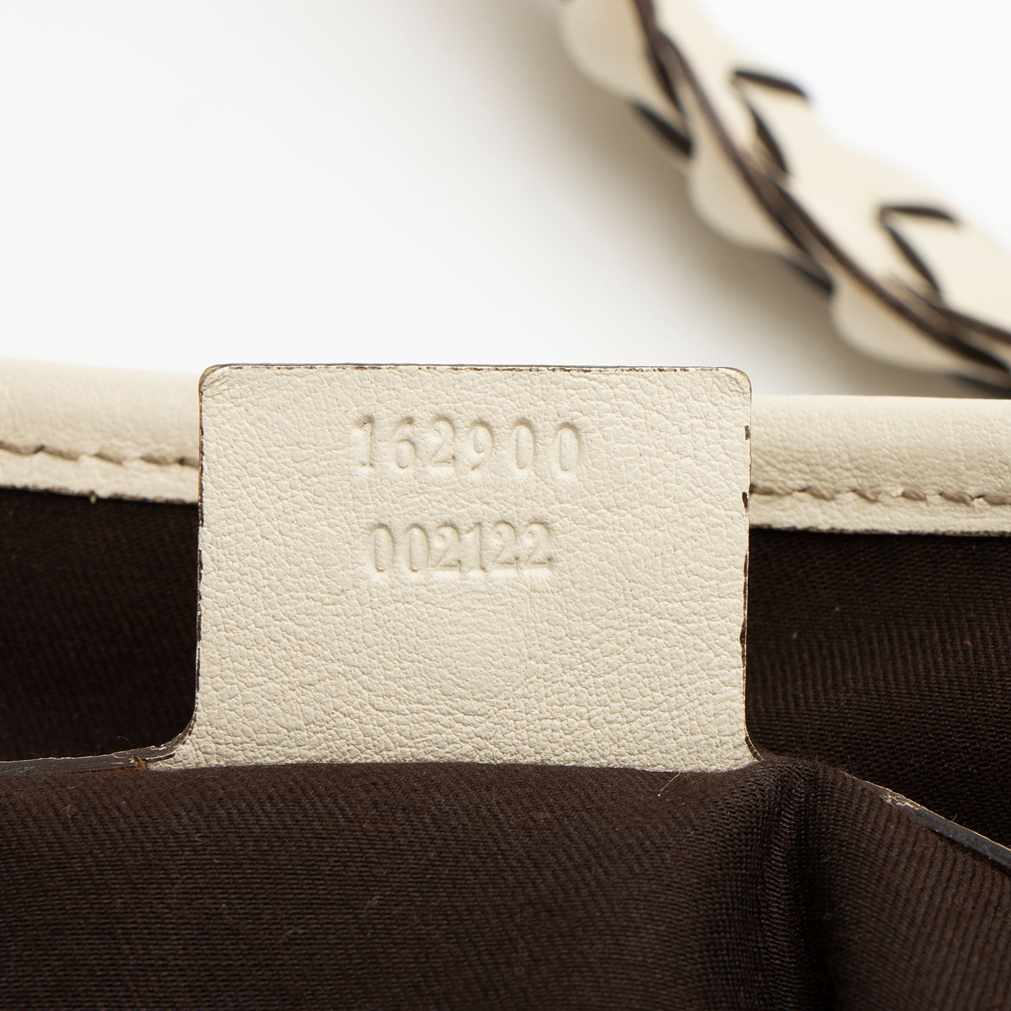 Gucci GG Canvas Pelham Small Shoulder Bag (SHF-ekffiS)