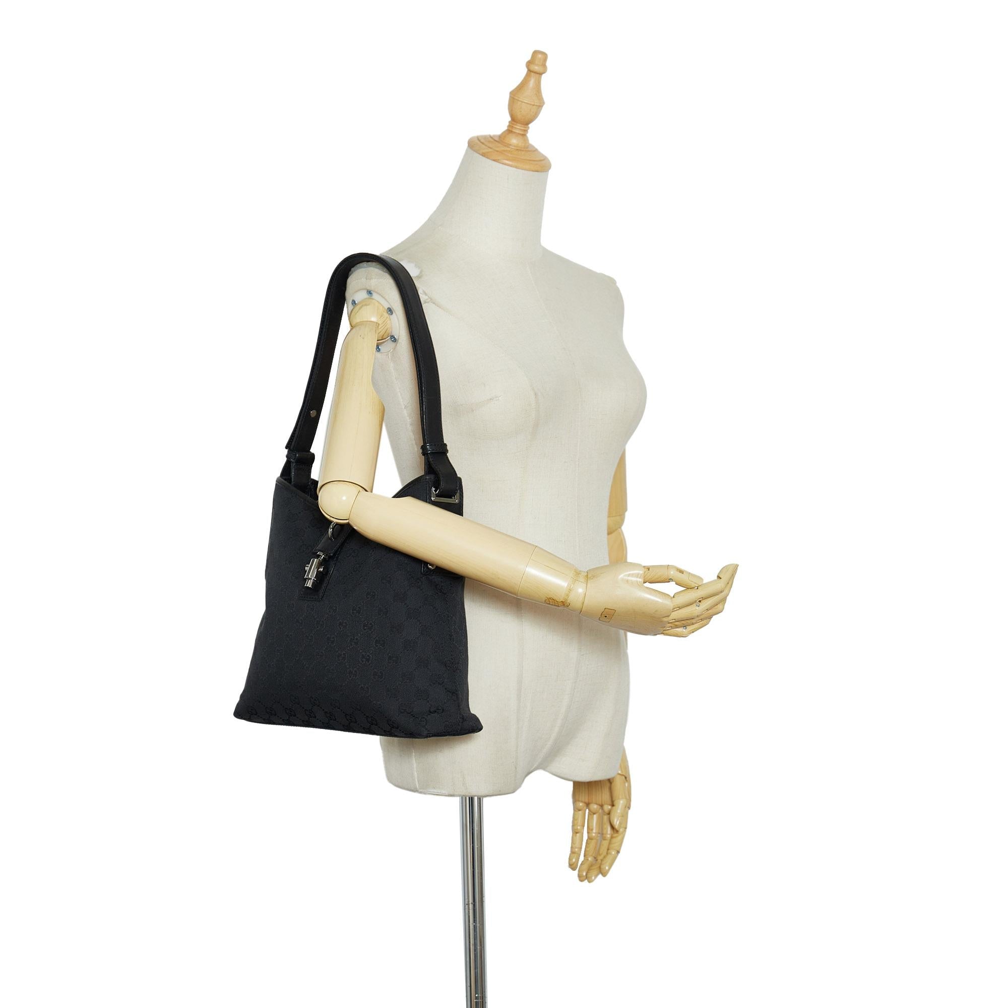 Gucci GG Canvas Piston Shoulder Bag (SHG-UpkBKi)