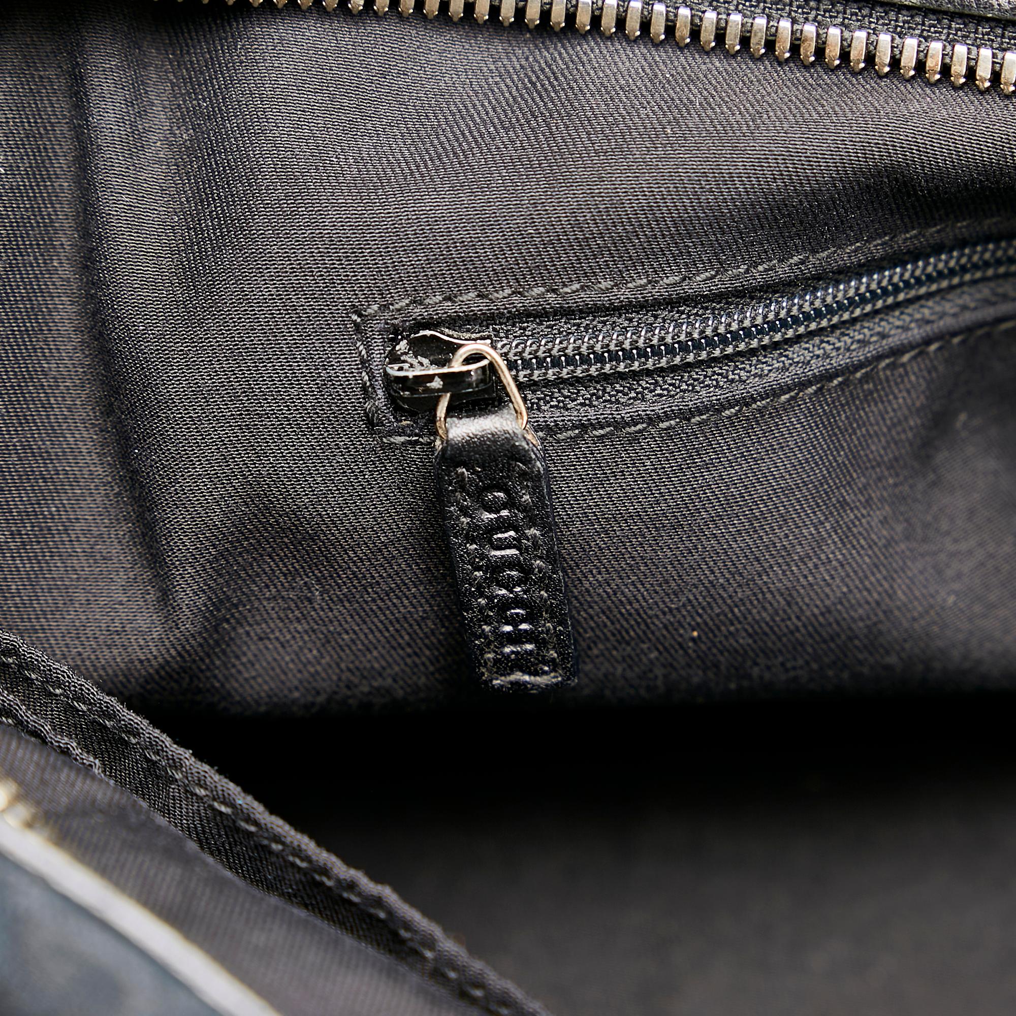 Gucci Gucci Canvas Princy Shoulder Bag (SHG-27556)