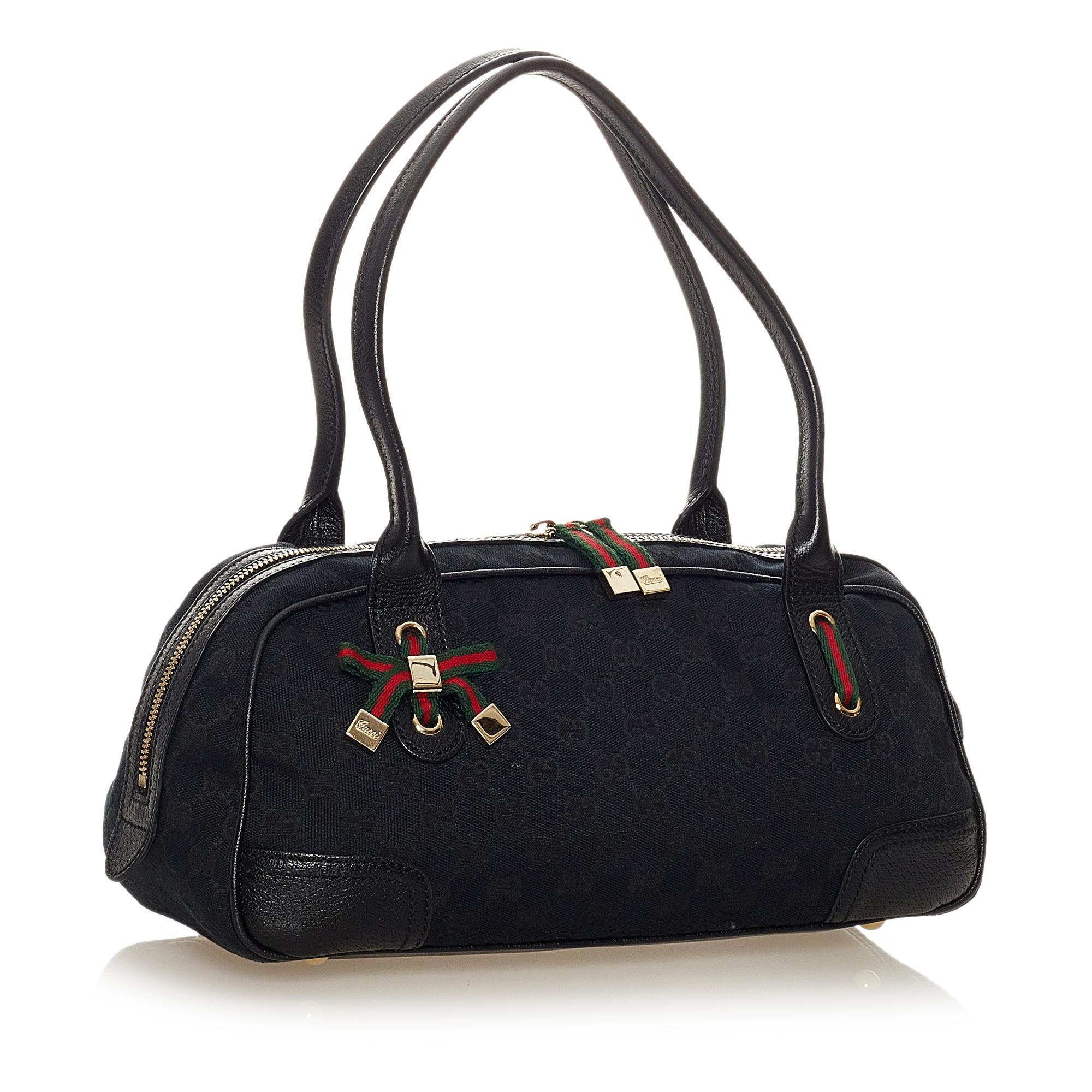 Gucci Gucci Canvas Princy Shoulder Bag (SHG-28052)