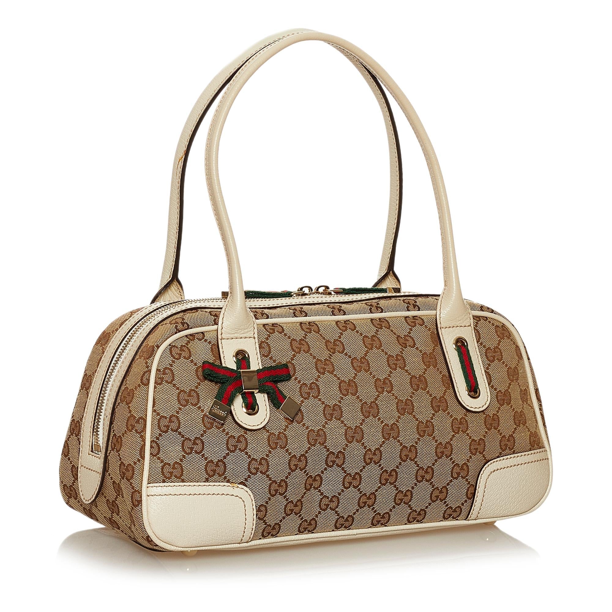 Gucci Gucci Canvas Princy Shoulder Bag (SHG-28680)