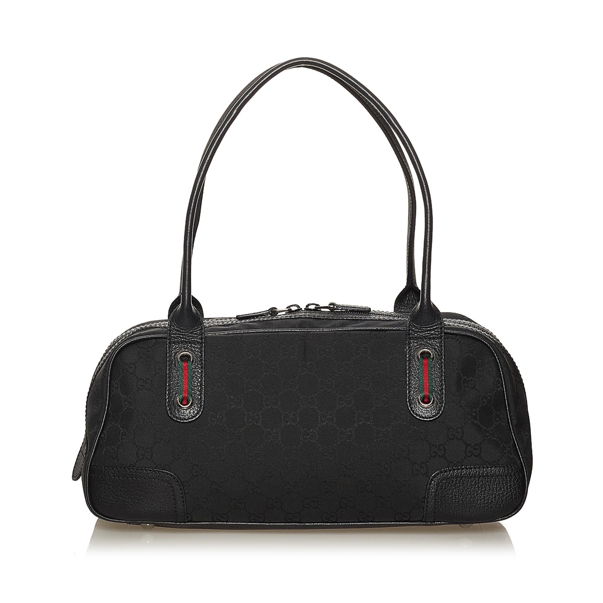 Gucci Gucci Canvas Princy Shoulder Bag (SHG-29154)