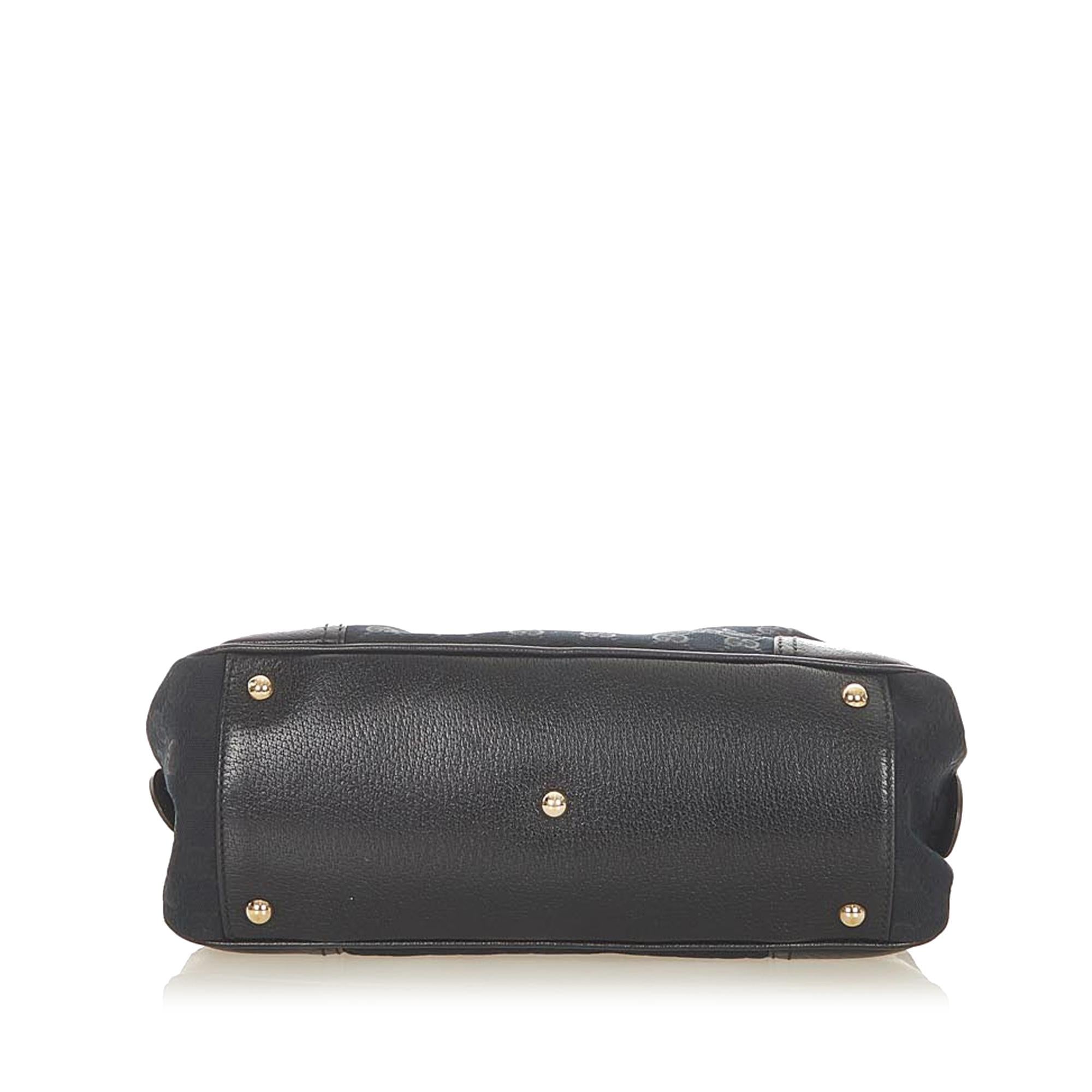 Gucci GG Canvas Princy Shoulder Bag (SHG-31676)