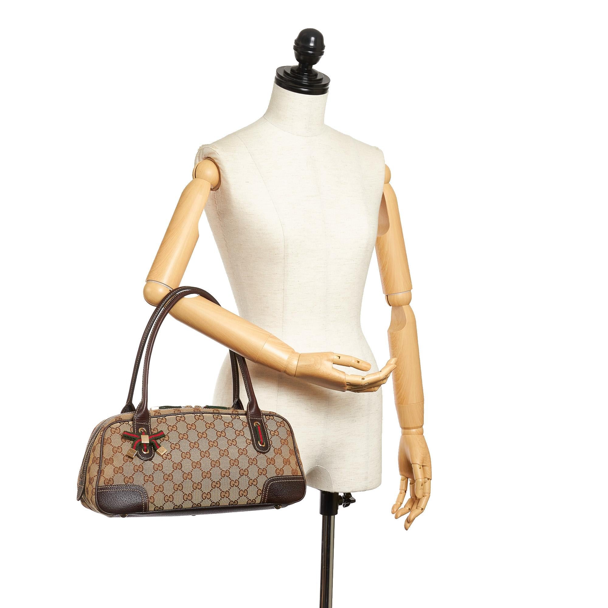 Gucci Gucci Canvas Princy Shoulder Bag (SHG-32481)