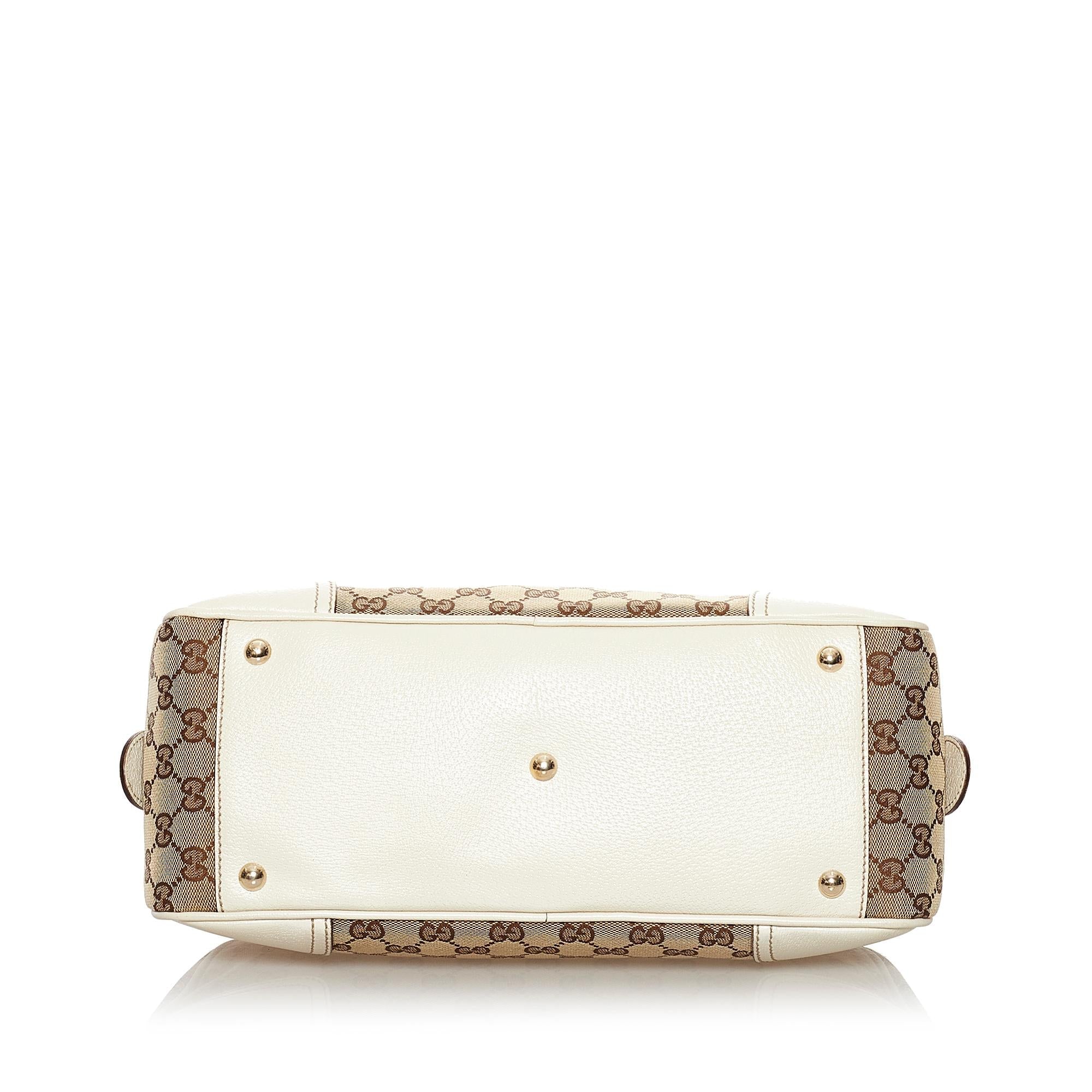 Gucci Gucci Canvas Princy Shoulder Bag (SHG-33360)