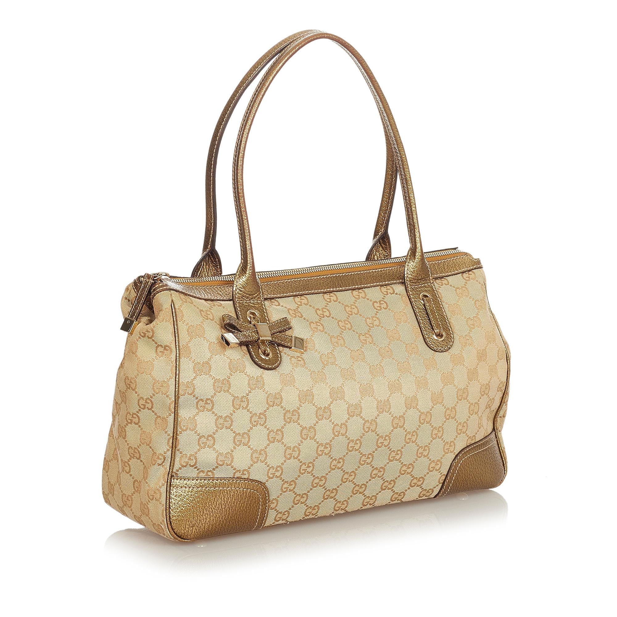 Gucci Gucci Canvas Princy Shoulder Bag (SHG-34060)