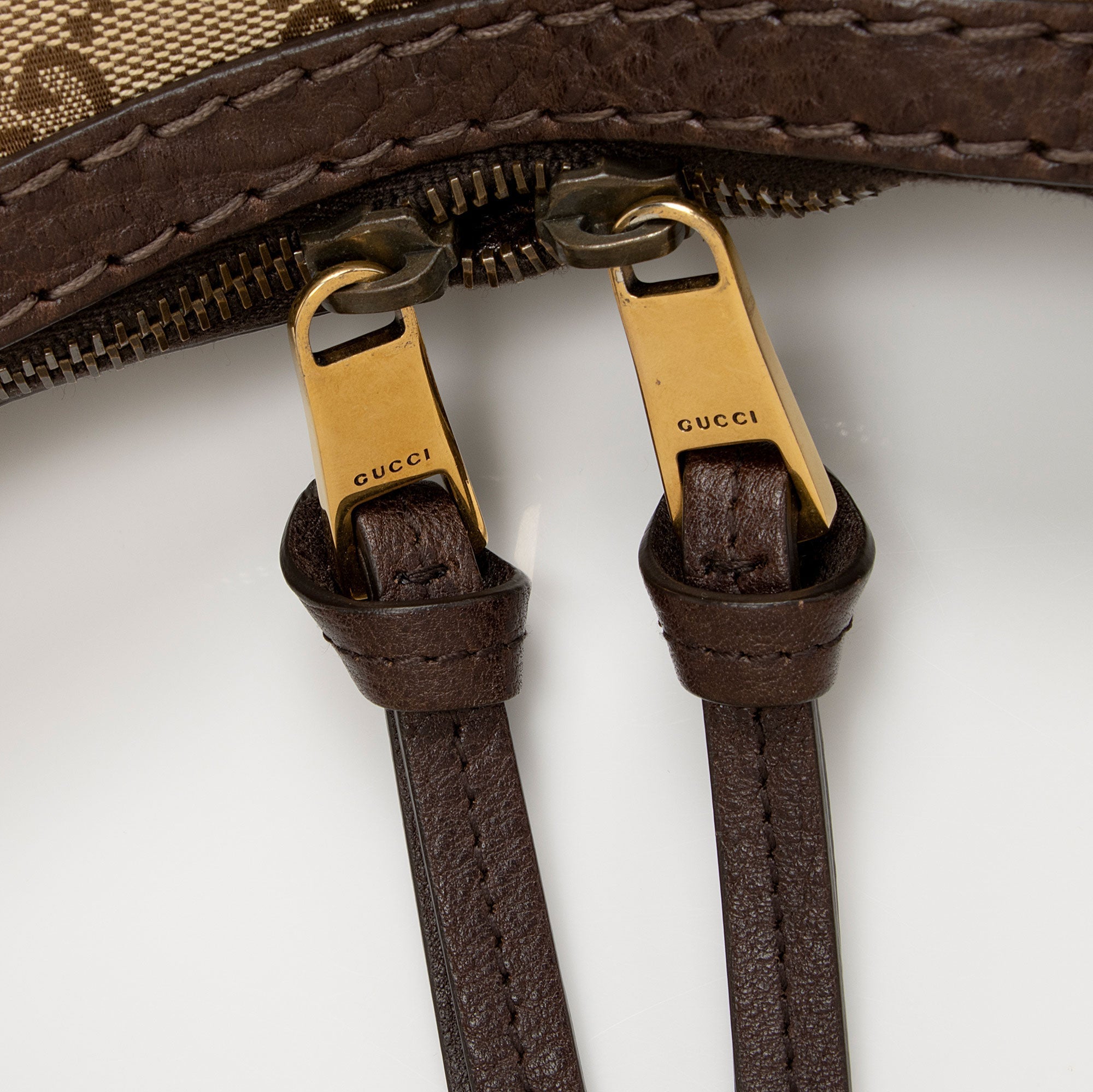 Gucci GG Canvas Running Medium Hobo (SHF-kbbOCL)