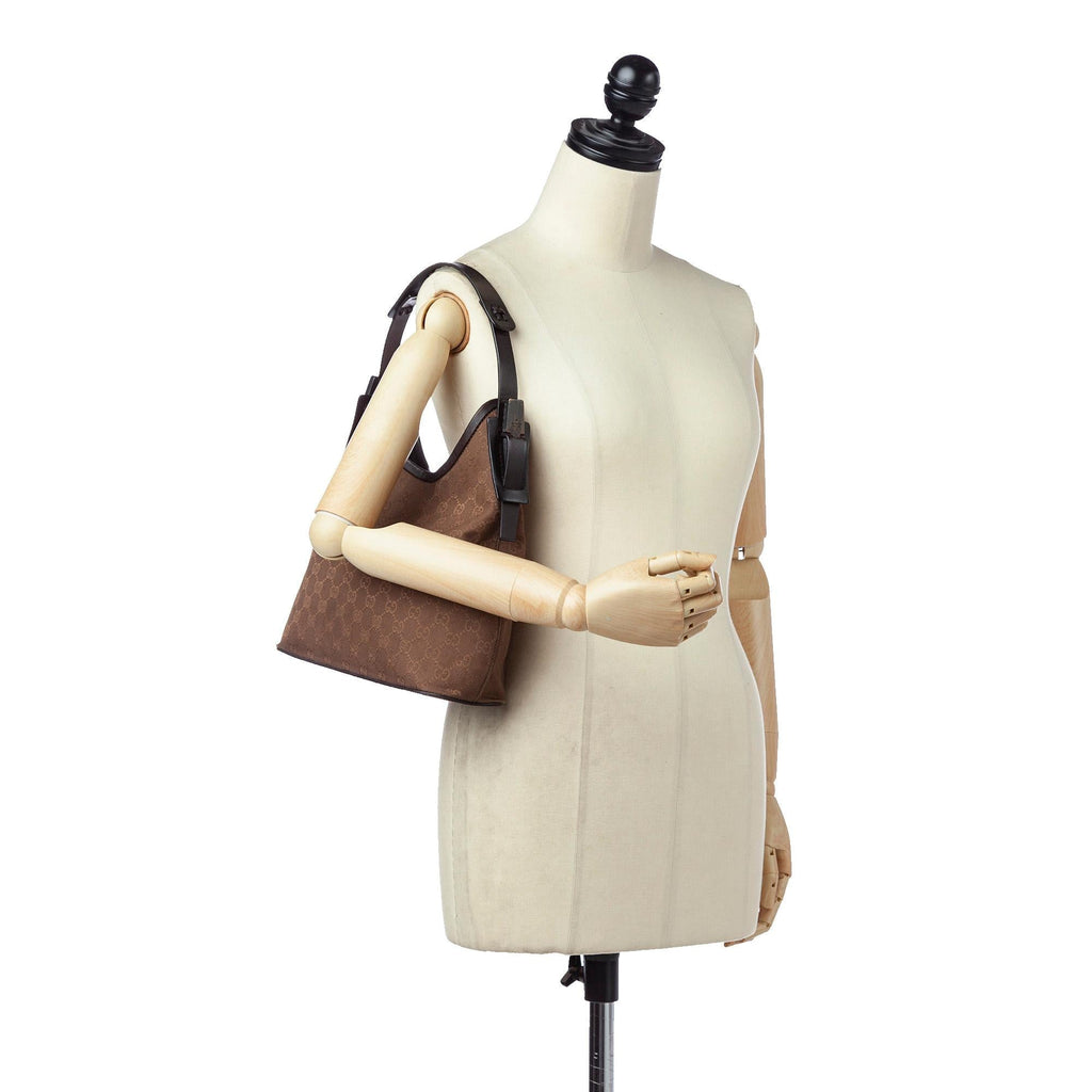Gucci Gucci Canvas Shoulder Bag (SHG-16858)
