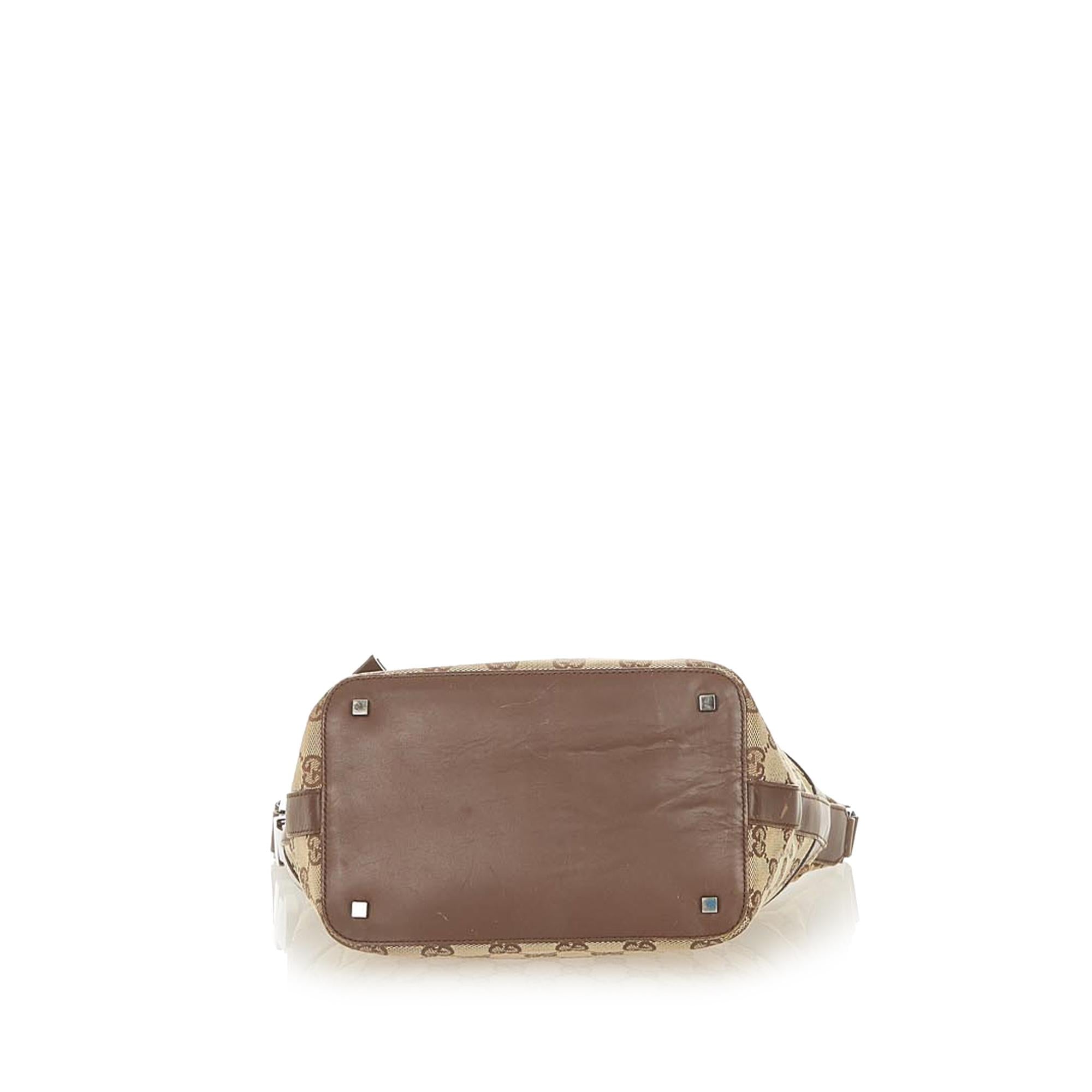 Gucci Gucci Canvas Shoulder Bag (SHG-19561)