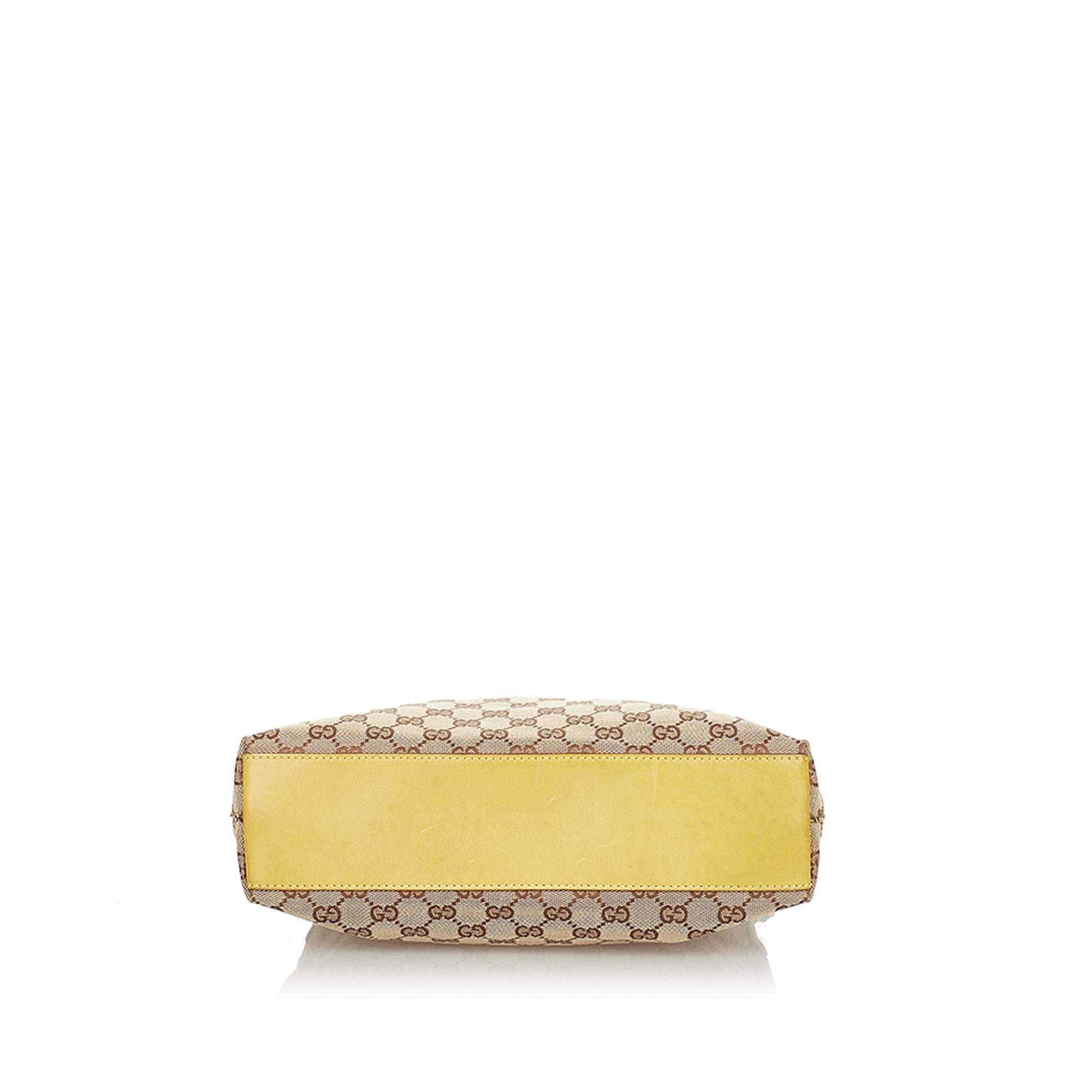 Gucci Gucci Canvas Shoulder Bag (SHG-24364)