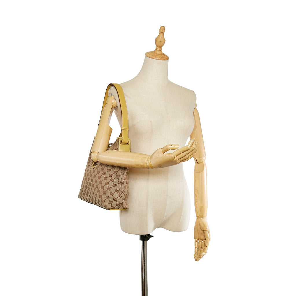 Gucci Gucci Canvas Shoulder Bag (SHG-24364)